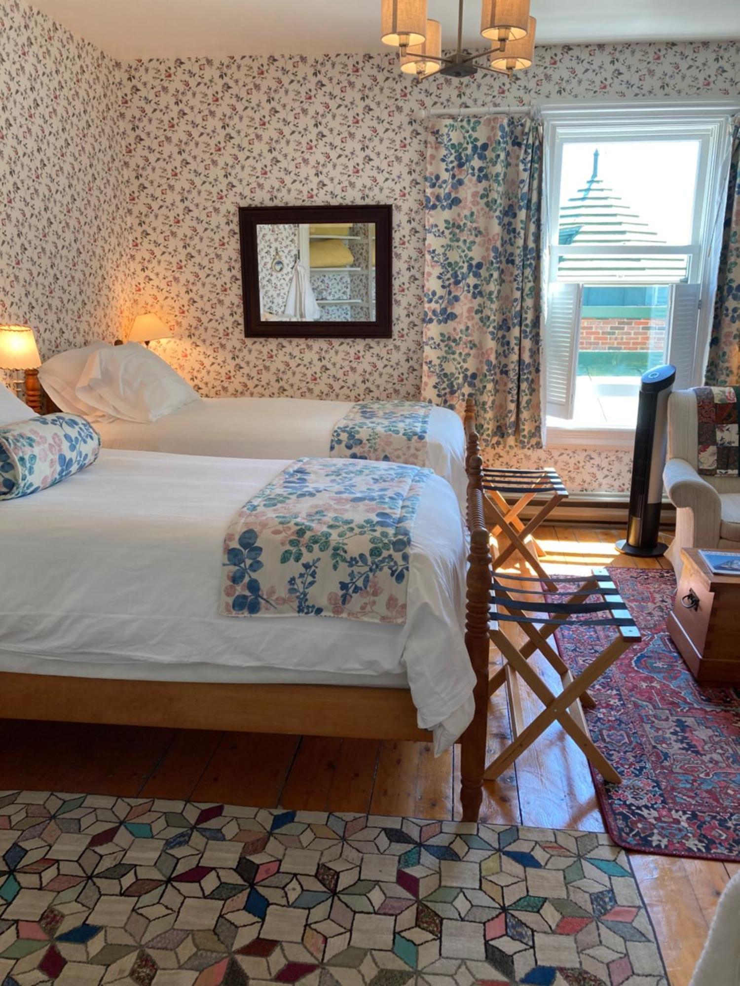 Chester Mecklenburgh Inn מראה חיצוני תמונה